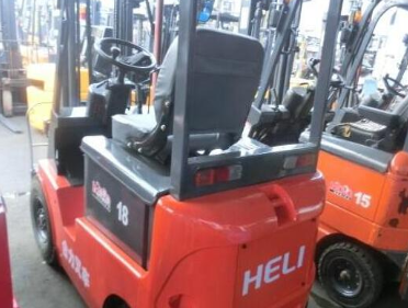 1.5-3噸柴油、電動叉車出租、租賃